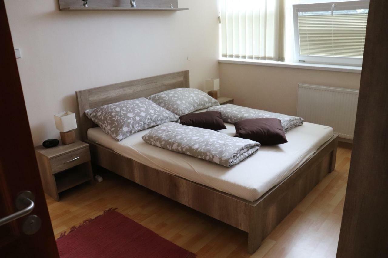 Apartman Lux Prešov Exterior foto